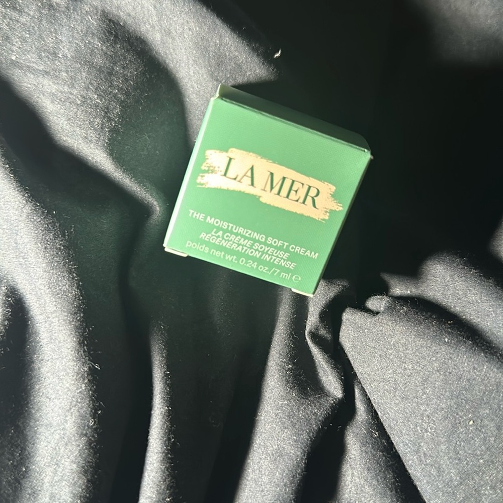 La Mer  The Moisturizing Soft Cream 24 oz. 7 ml.